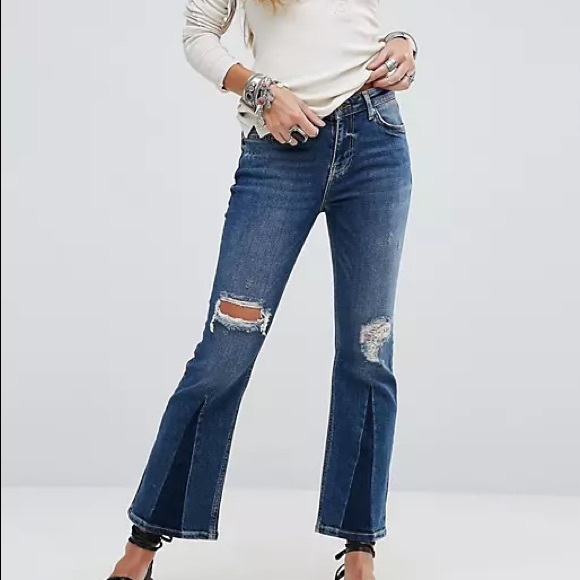 Free People Color Blocked Cropped Flare Women’s Jean - Picture 1 of 14